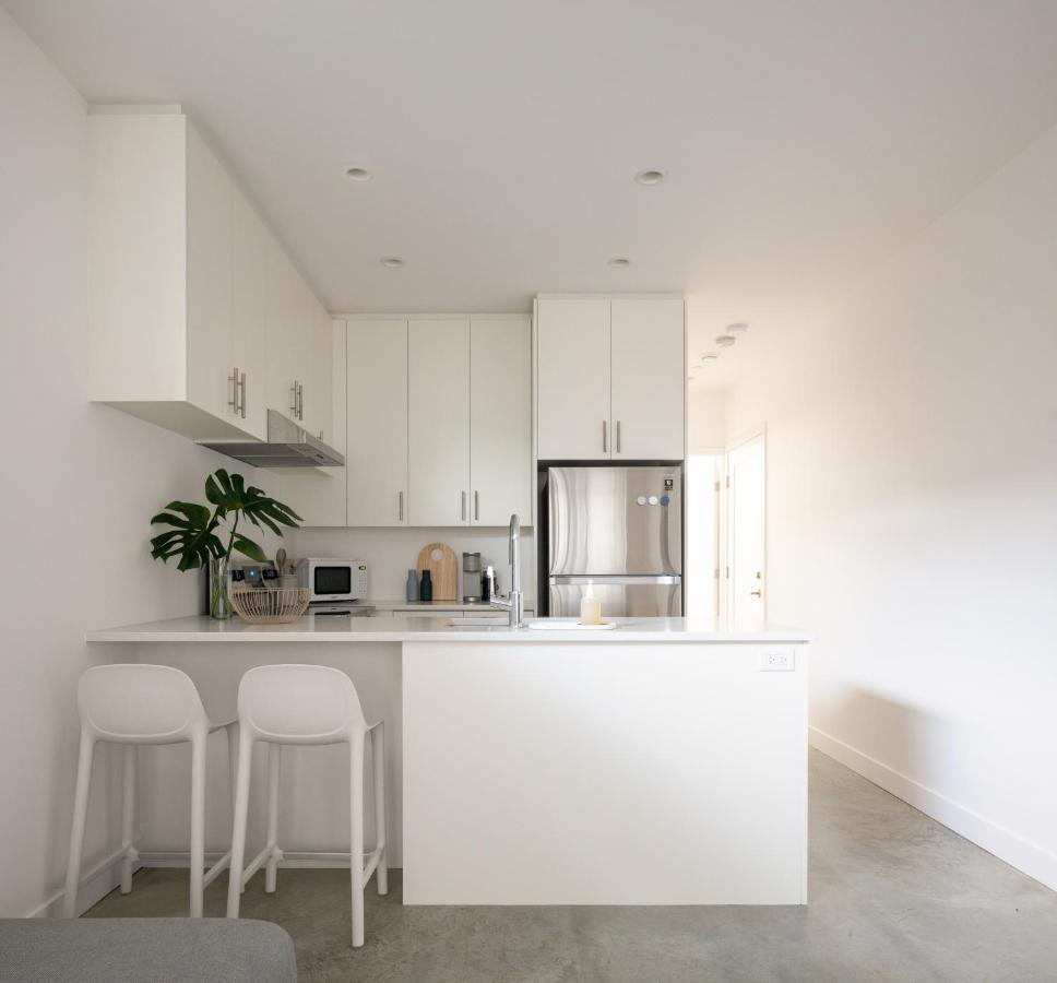 Welcome To Kinn Apartment - Lovely One Bedroom 溫哥華 外观 照片